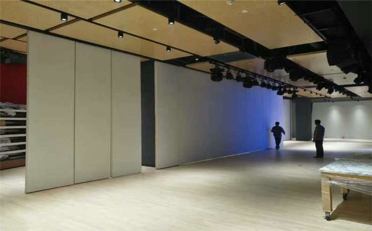 南寧柞木體育木地板多少錢一平方