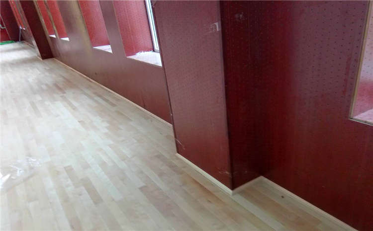 哈爾濱企口體育木地板施工方案