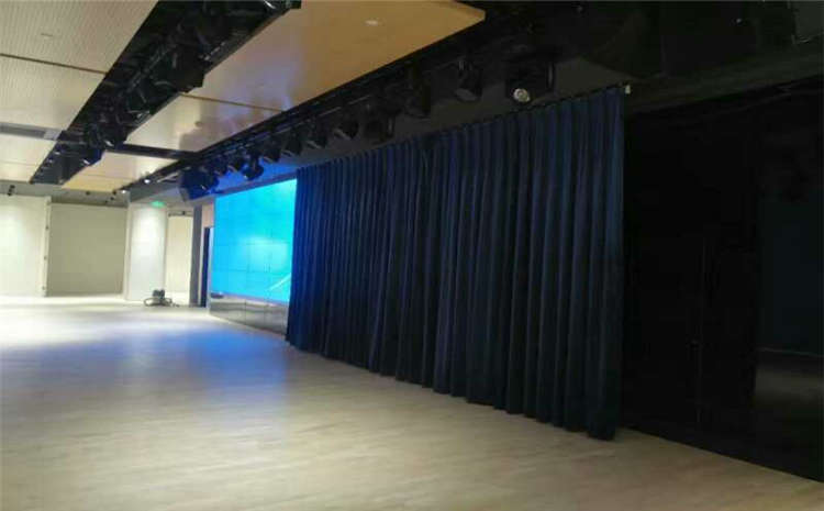 春季體育館專用木地板如何養護？