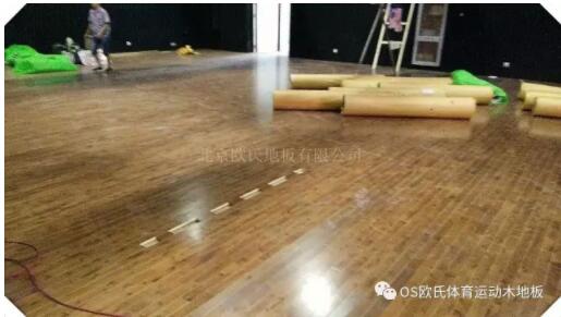 北京朝陽區(qū)追光動畫影棚舞臺木地板成功案例 北京朝陽區(qū)追光動畫影棚舞臺木地板成功案例